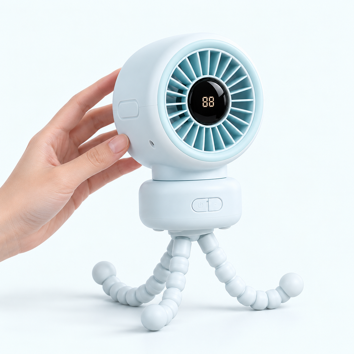 Rechargeable Oscillating Stroller Fan — Variants and scale