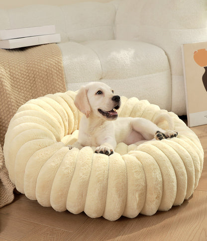 Ribbed Plush Round Pet Bed